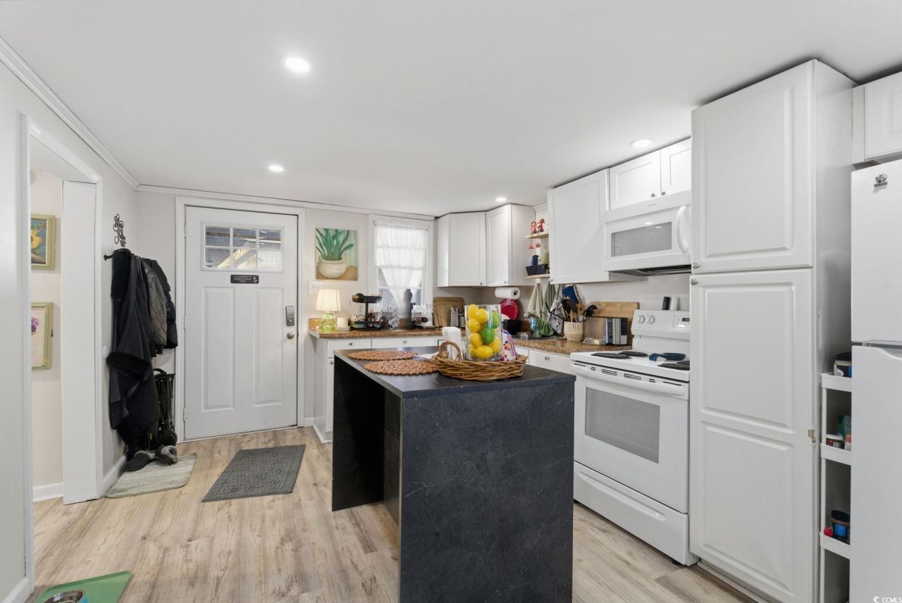 1606 S Ocean Blvd.  Photo 31