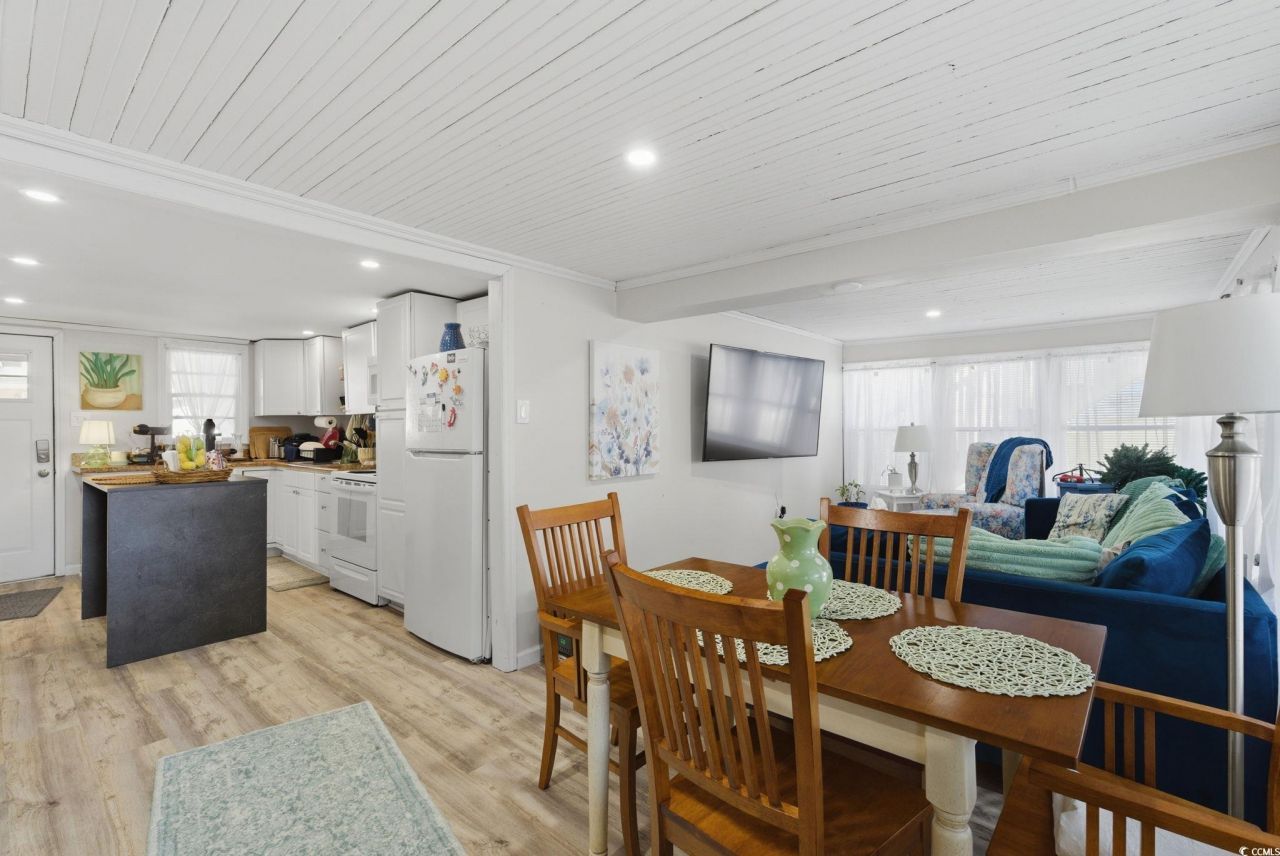 1606 S Ocean Blvd.  Photo 35