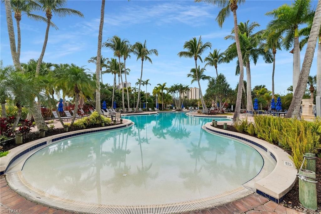 1065 Borghese Ln, Unit 1902, Naples, FL 34114 Photo