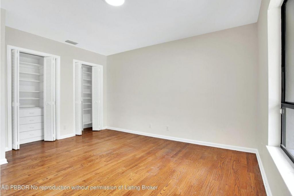 2812 Embassy Drive, West Palm Beach, FL 33401 Photo