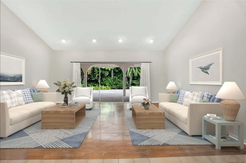 2812 Embassy Drive, West Palm Beach, FL 33401 Photo