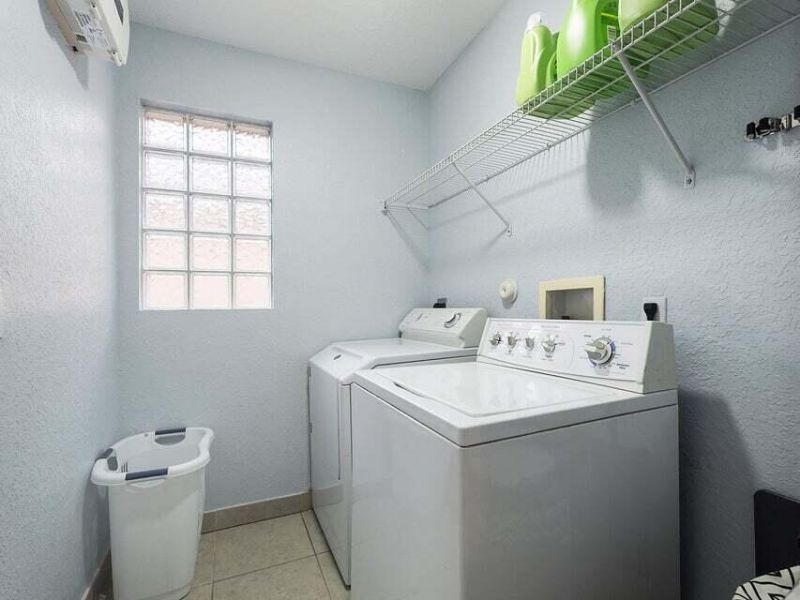 846 Gazetta Way, West Palm Beach, FL 33413 Photo