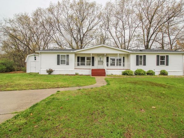1244 Shiawassee River Road, Three Rivers, MI 49093