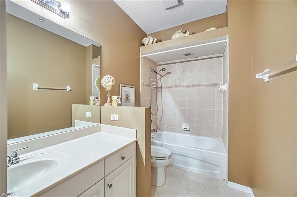 3211 Cottonwood Bend, Unit 705, Fort Myers, FL 33905 Photo