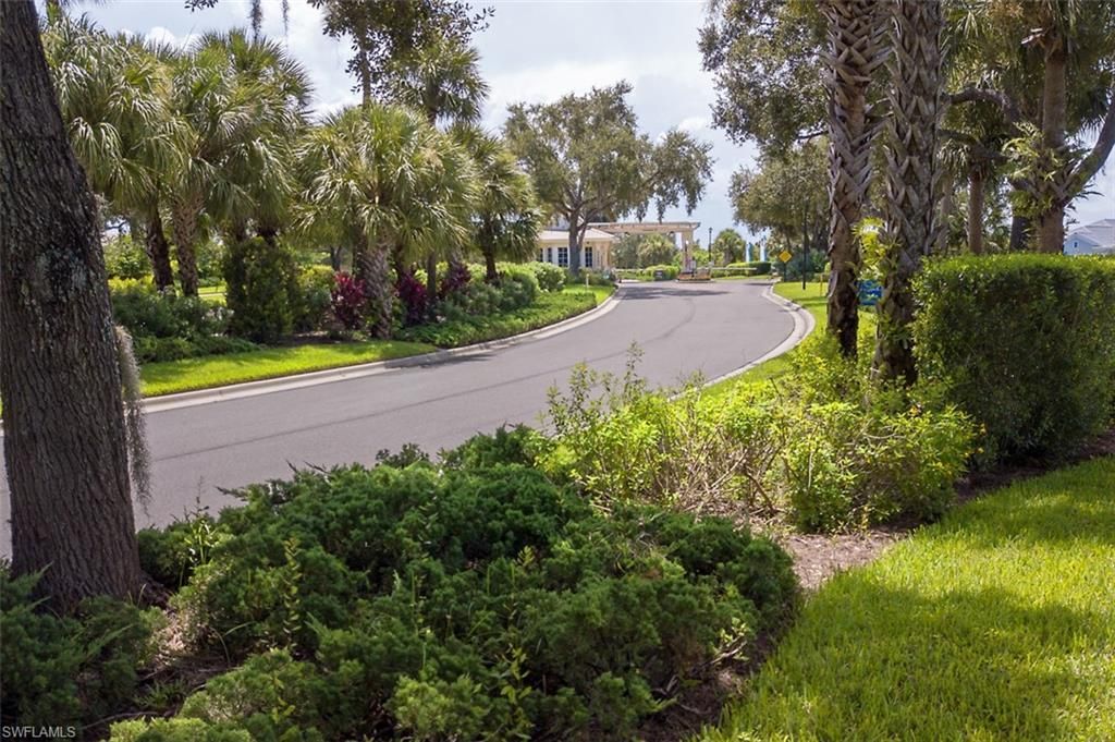 3211 Cottonwood Bend, Unit 705, Fort Myers, FL 33905 Photo