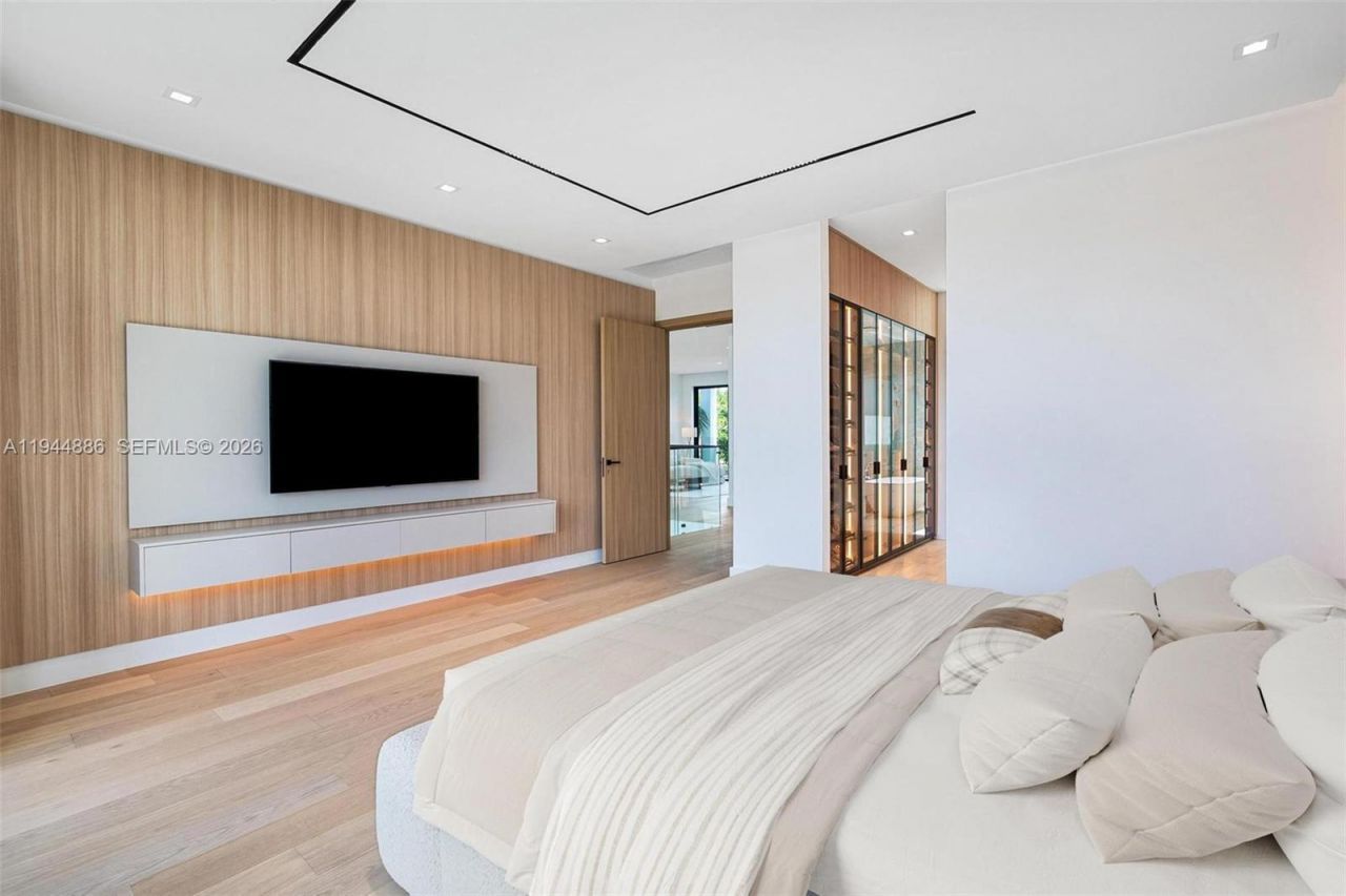 1344 SW 16th Street, Miami, FL 33145 Photo