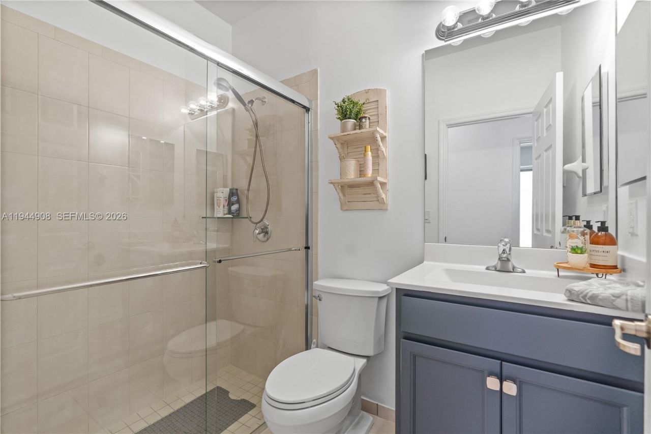 3573 W 93rd Pl, Hialeah, FL 33018 Photo