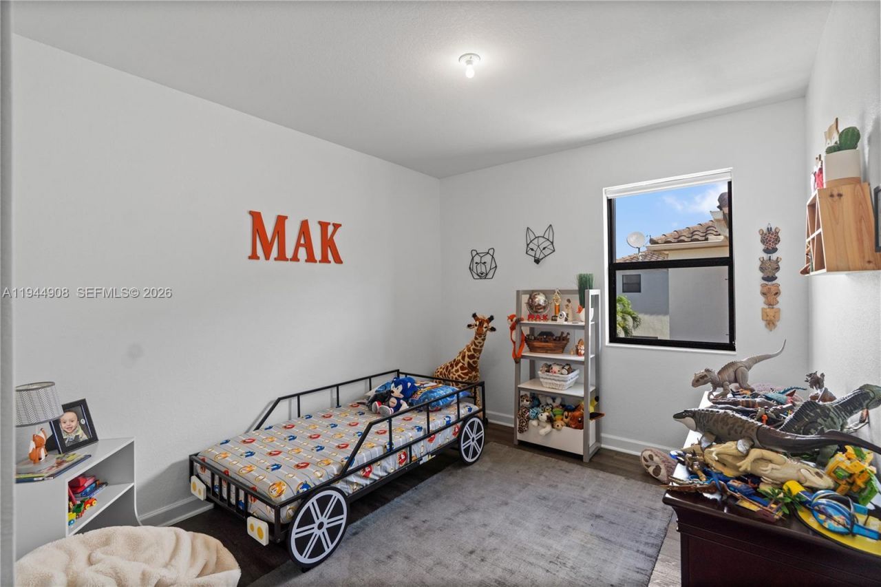 3573 W 93rd Pl, Hialeah, FL 33018 Photo