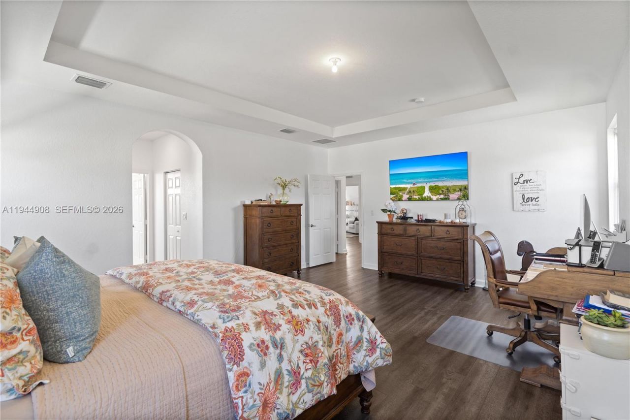 3573 W 93rd Pl, Hialeah, FL 33018 Photo