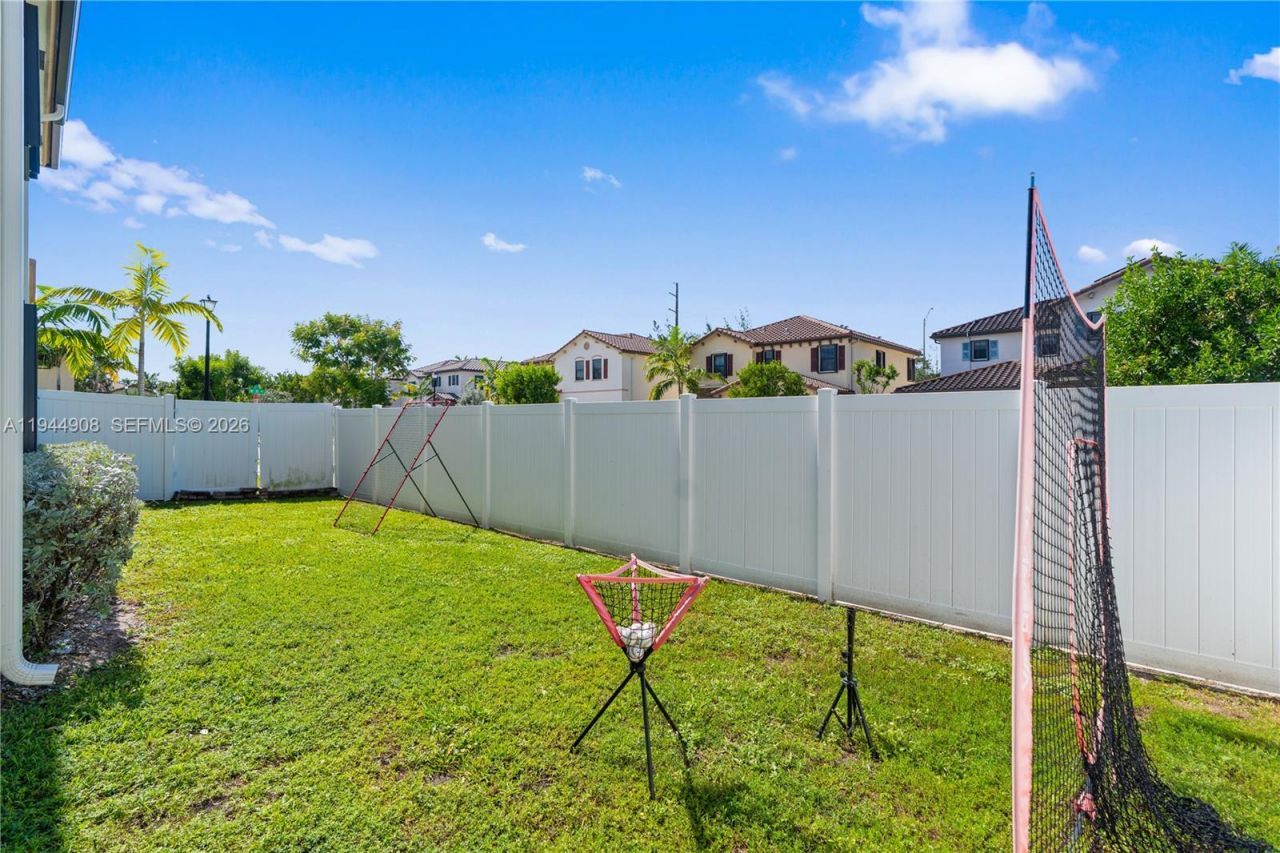 3573 W 93rd Pl, Hialeah, FL 33018 Photo