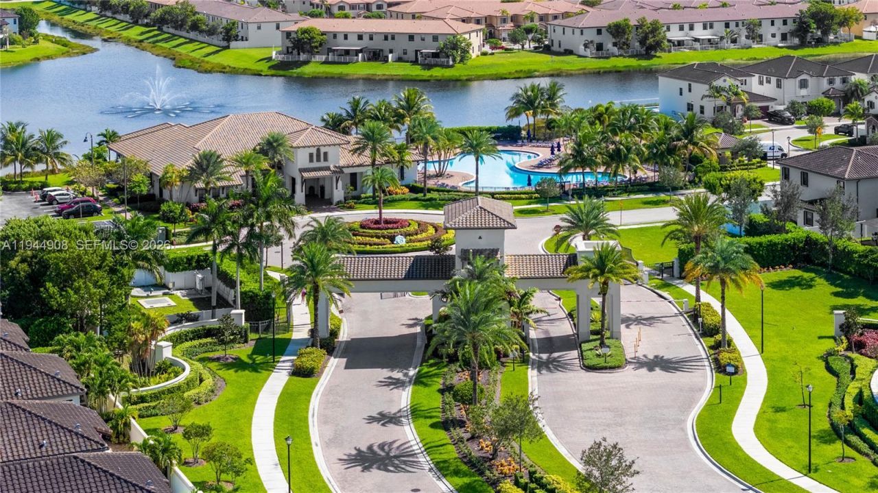 3573 W 93rd Pl, Hialeah, FL 33018 Photo