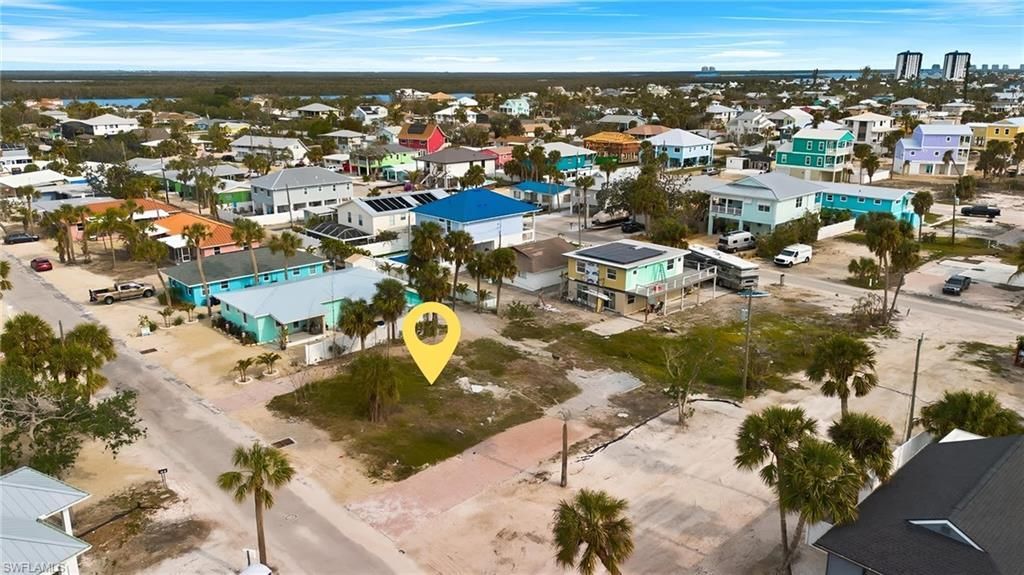 136 Madison Ct, Fort Myers Beach, FL 33931 Photo