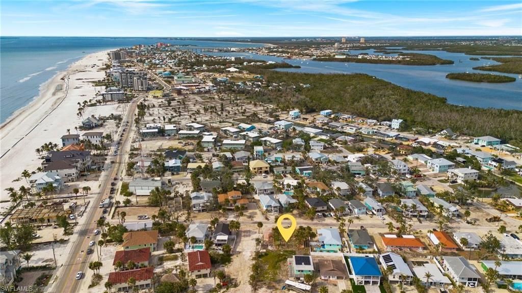 136 Madison Ct, Fort Myers Beach, FL 33931 Photo
