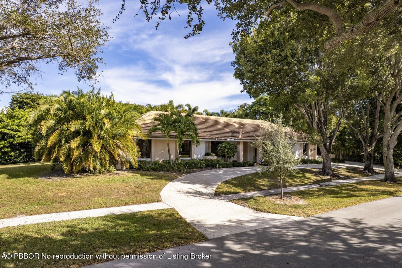 2812 Embassy Drive, West Palm Beach, FL 33401 Photo