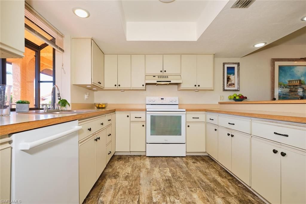 5510 SW 4th Pl, Unit 106, Cape Coral, FL 33914 Photo