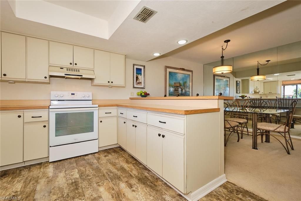 5510 SW 4th Pl, Unit 106, Cape Coral, FL 33914 Photo