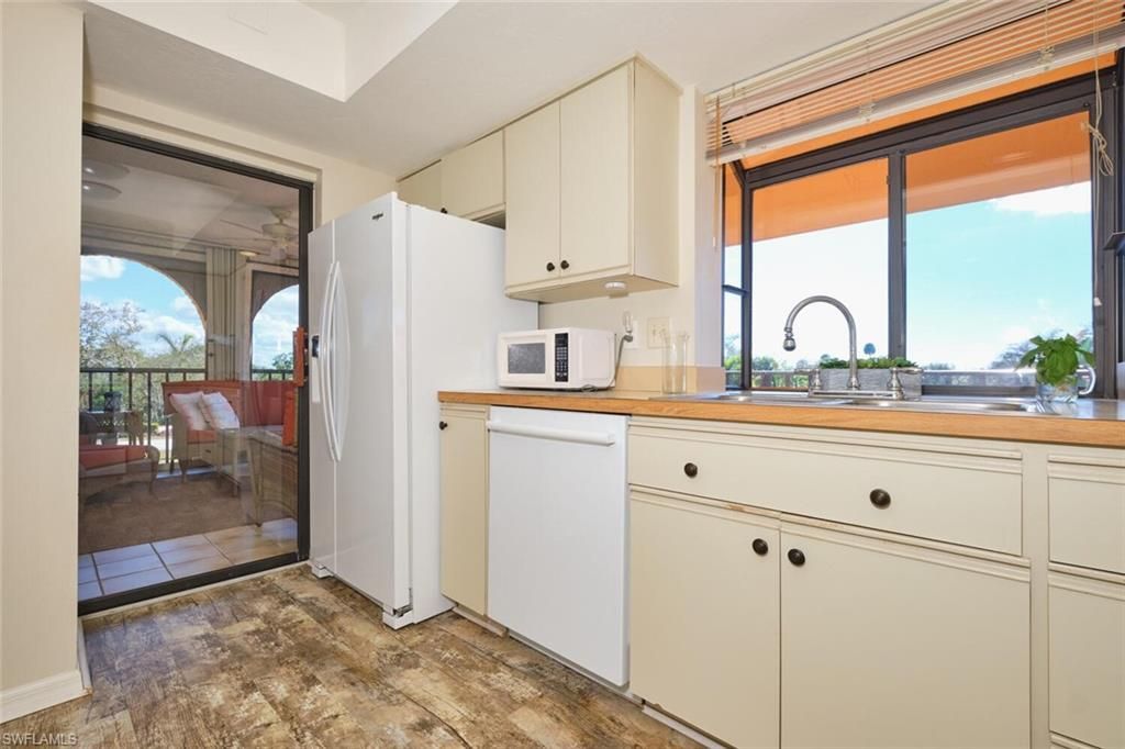 5510 SW 4th Pl, Unit 106, Cape Coral, FL 33914 Photo