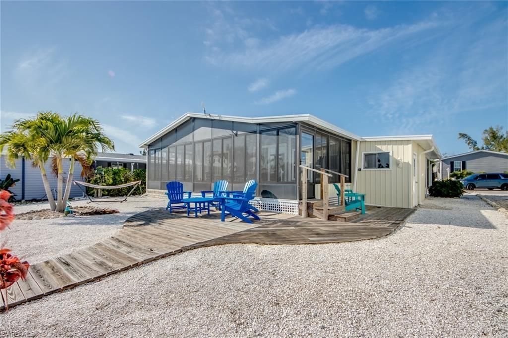 7281 Cobiac Dr, Saint James City, FL 33956 Photo