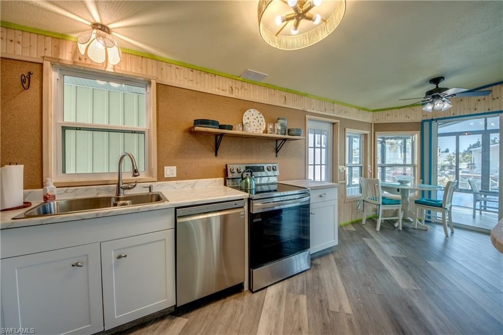 7281 Cobiac Dr, Saint James City, FL 33956 Photo