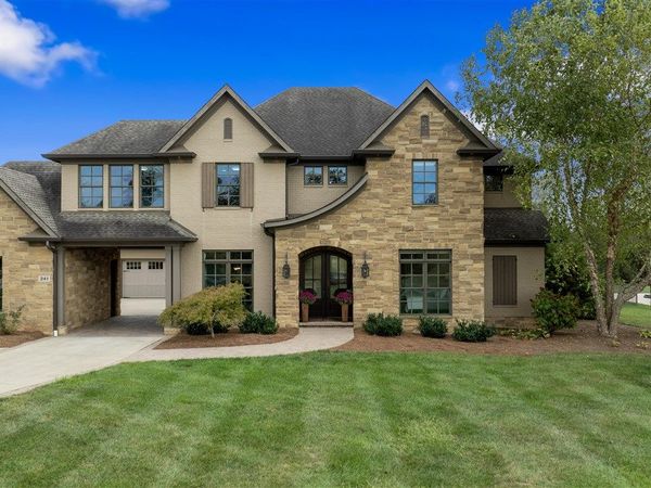 241 Village Way , Bowling Green, KY 42103