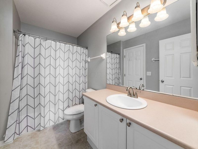 7036 Cavalcade Drive, Unit 34, New Albany, OH 43054 Photo 21