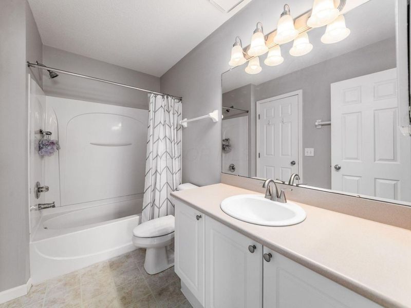 7036 Cavalcade Drive, Unit 34, New Albany, OH 43054 Photo 22