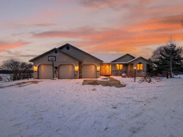 S4168 Crawford Street, Baraboo, WI 53913