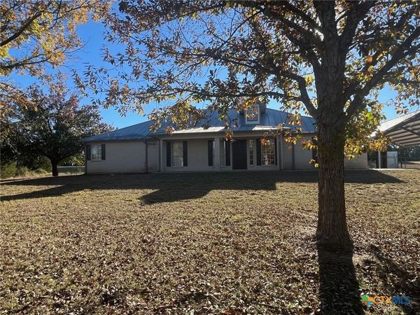 3076 County Road 1045, Lampasas, TX 76550