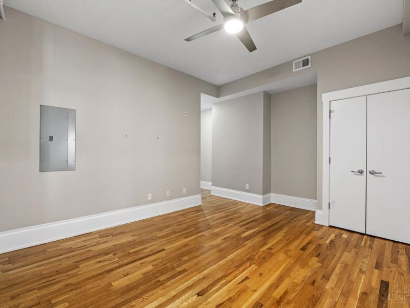 1407 Vine Street, Unit 202, Cincinnati, OH 45202 Photo 21