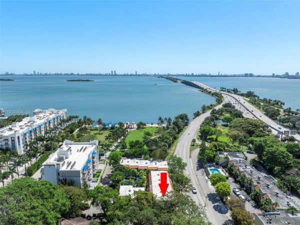 515 NE 38th St, Unit 10, Miami, FL 33137