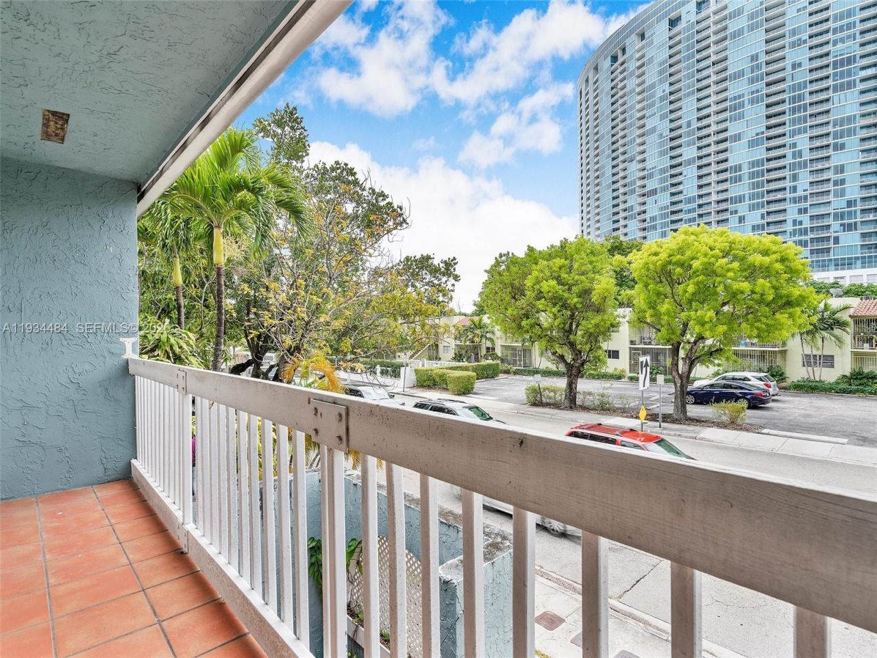 515 NE 38th St, Unit 10, Miami, FL 33137 Photo
