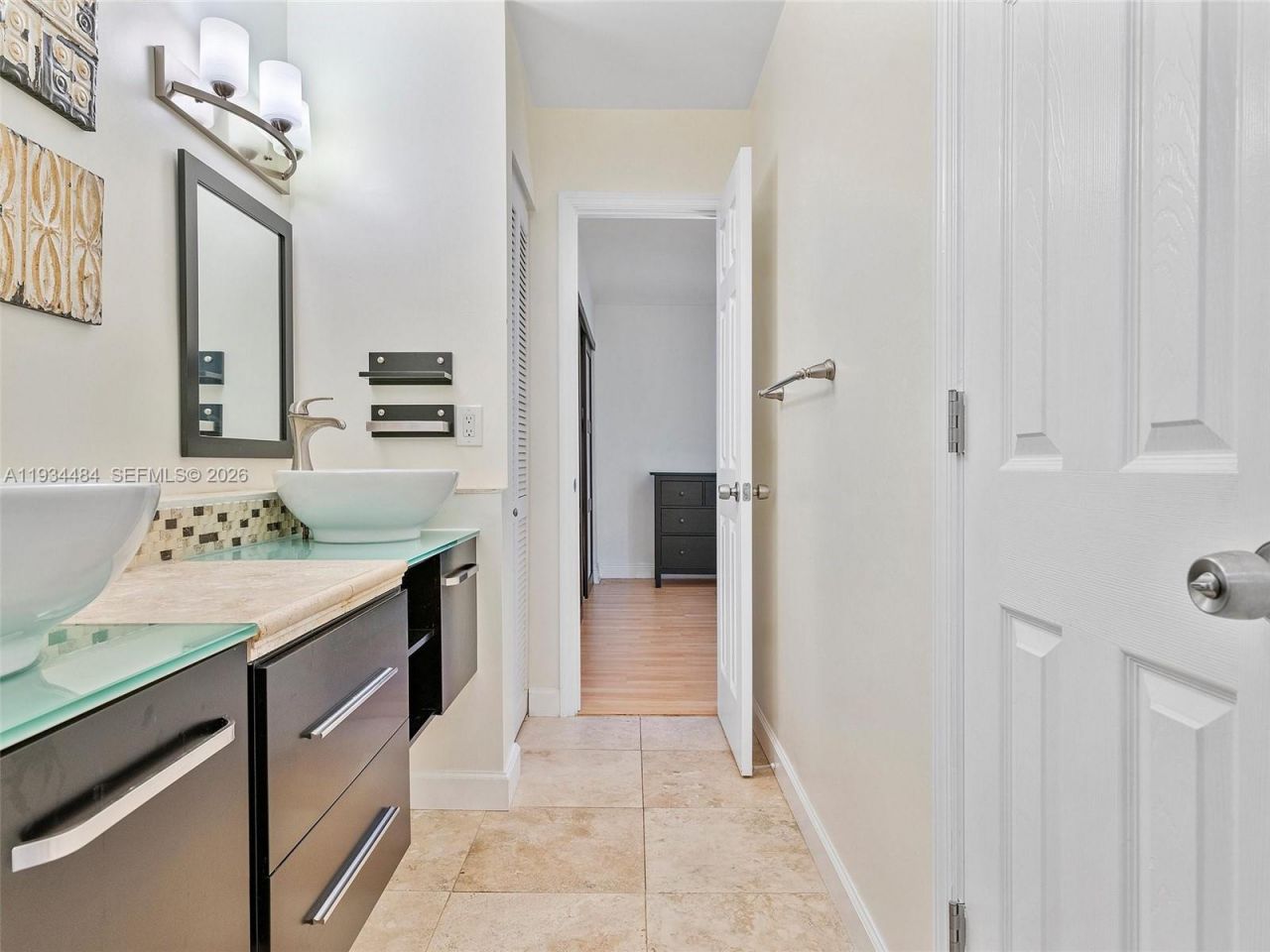 515 NE 38th St, Unit 10, Miami, FL 33137 Photo
