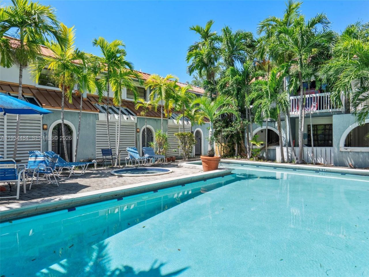 515 NE 38th St , Unit 10, Miami, FL 33137 Photo