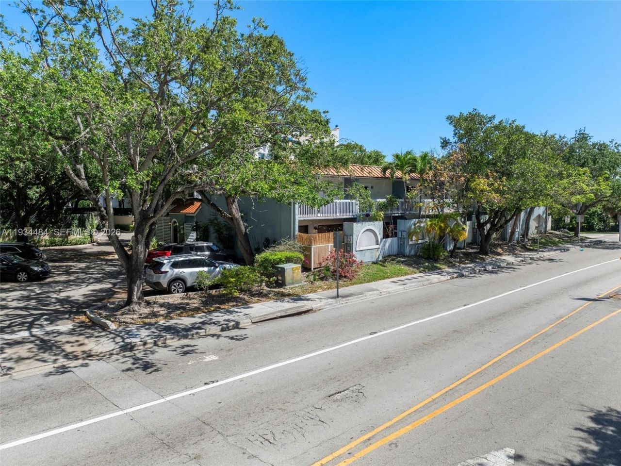 515 NE 38th St , Unit 10, Miami, FL 33137 Photo