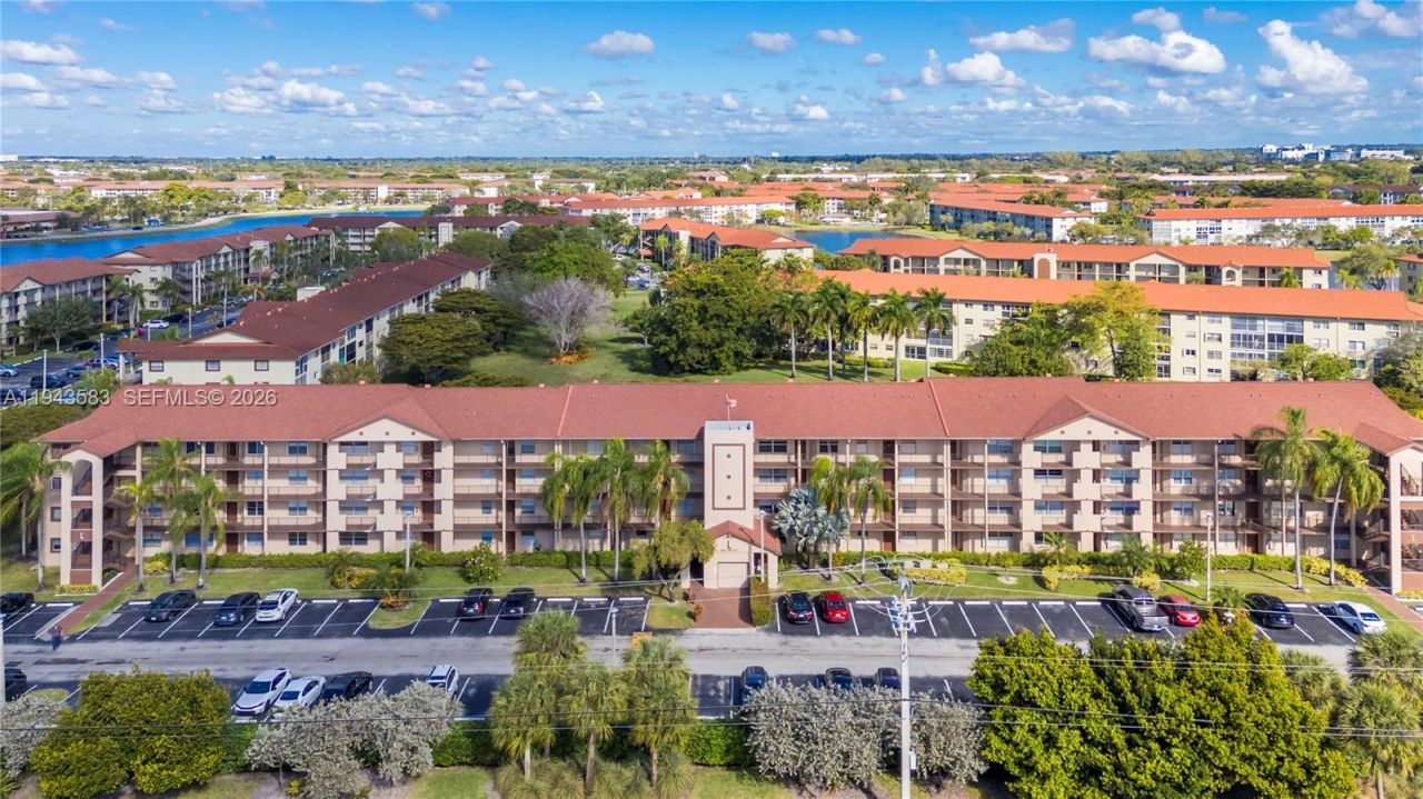 13105 SW 16th Ct, Unit 101L, Pembroke Pines, FL 33027 Photo