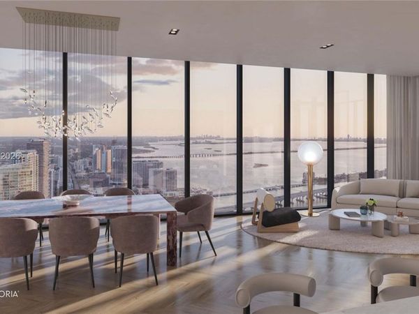 249 NE 3 ST , Unit 8004, Miami, FL 33132