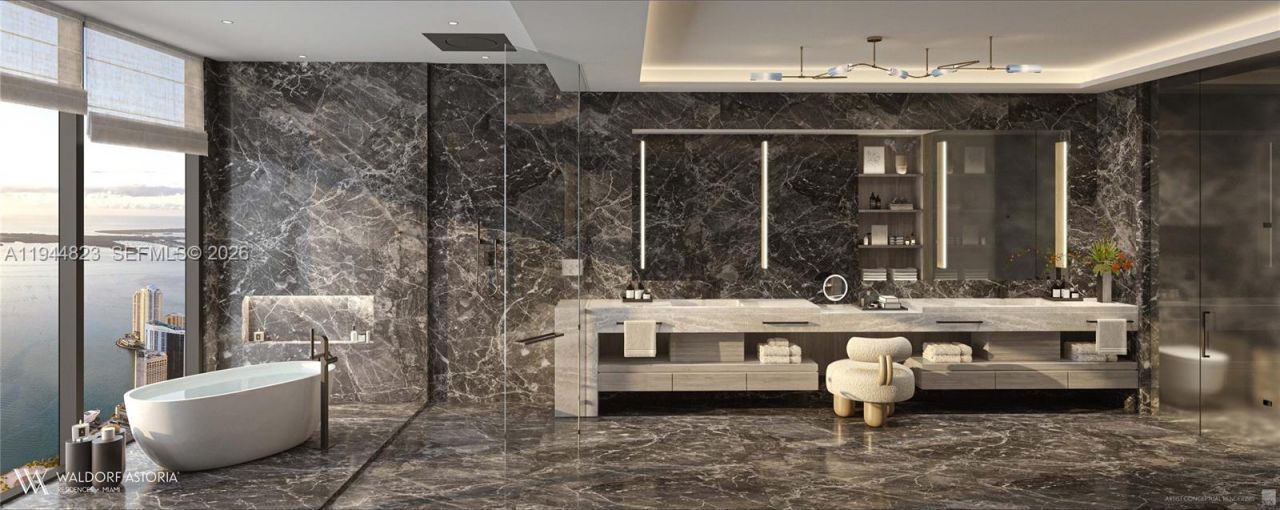 249 NE 3 St , Unit 8004, Miami, FL 33132 Photo