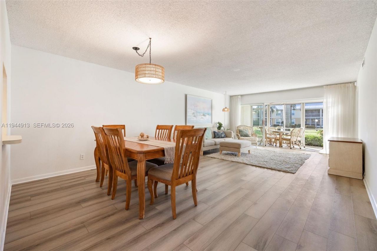 401 Charlemagne Blvd, Unit c112, Naples, FL 34112 Photo