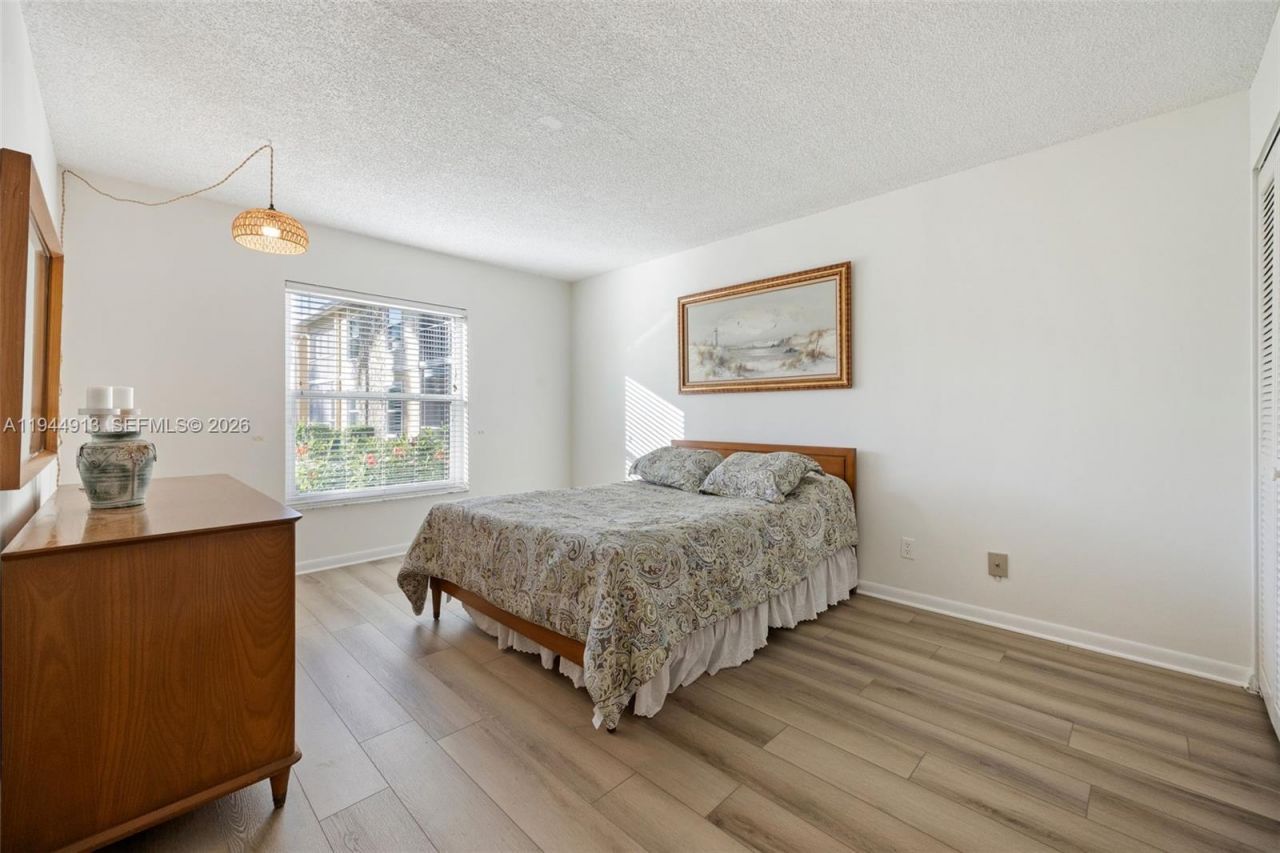 401 Charlemagne Blvd, Unit c112, Naples, FL 34112 Photo