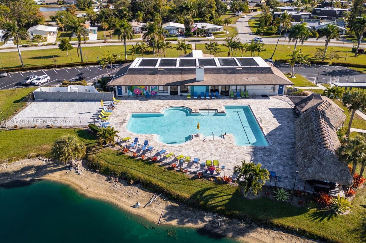 401 Charlemagne Blvd, Unit c112, Naples, FL 34112 Photo