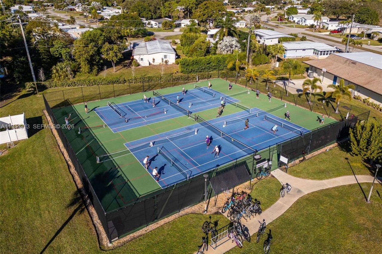 401 Charlemagne Blvd, Unit c112, Naples, FL 34112 Photo