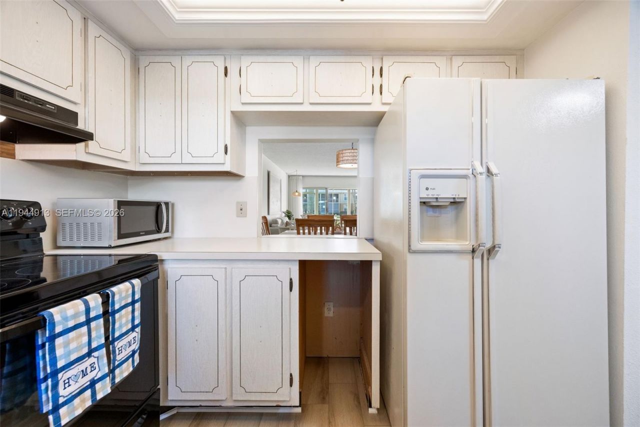 401 Charlemagne Blvd, Unit c112, Naples, FL 34112 Photo