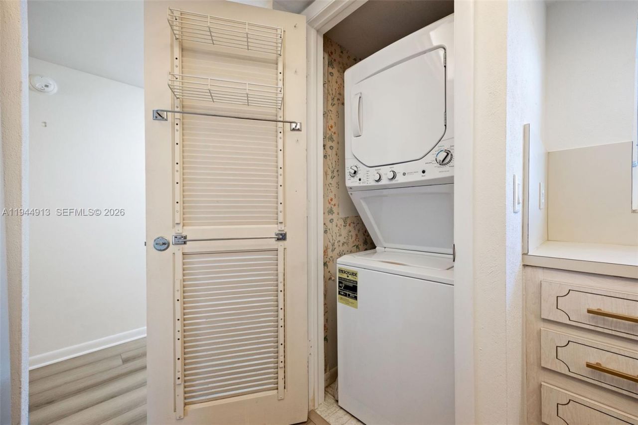 401 Charlemagne Blvd, Unit c112, Naples, FL 34112 Photo