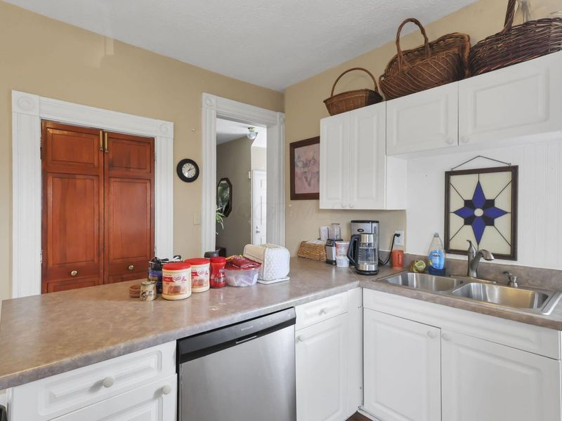 1319 Madison Avenue, Columbus, OH 43205 Photo 39