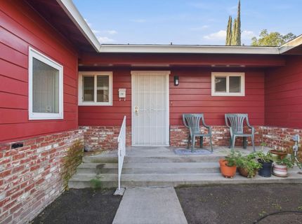 1402 W Orangeburg Ave, Modesto, CA 95350 Photo