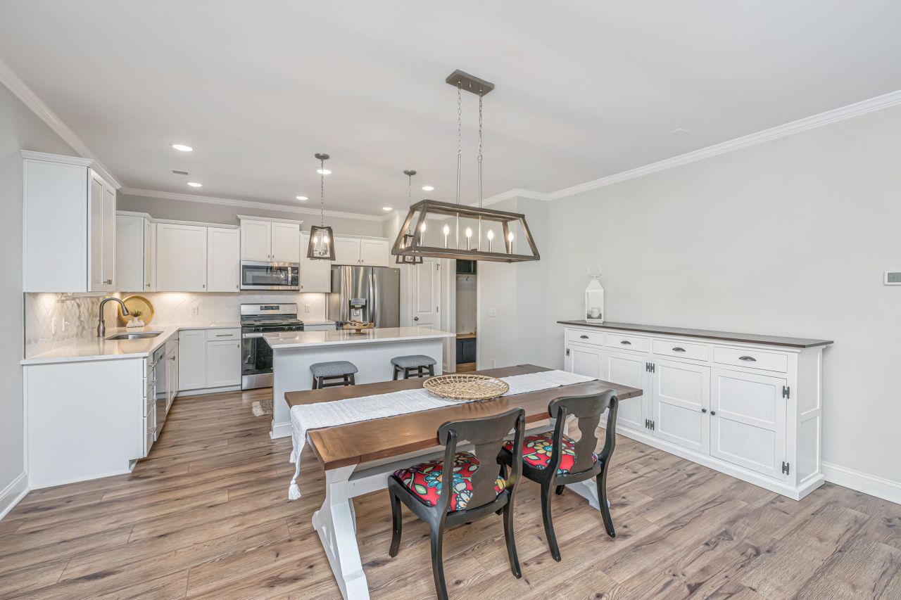 5049 Cranesbill Way Photo 18