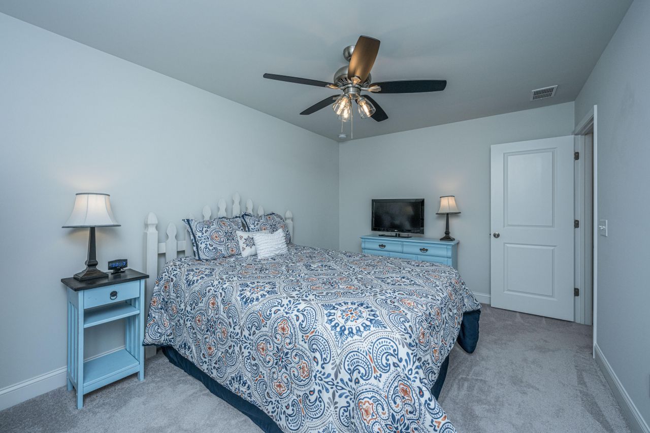 5049 Cranesbill Way Photo 26