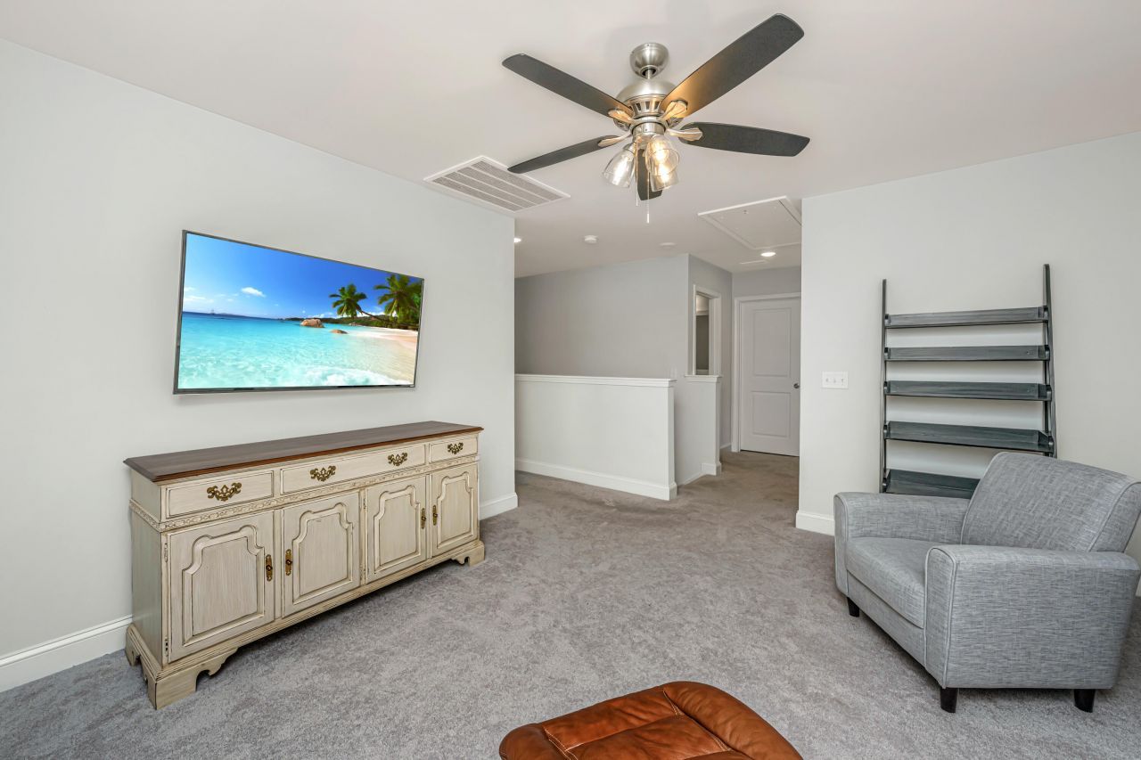 5049 Cranesbill Way Photo 30