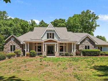 208 Meadow Run Drive, Chapel Hill, NC 27517