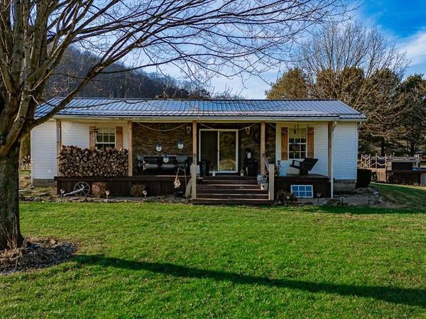 28573 St. Rt. 327, Londonderry, OH 45647